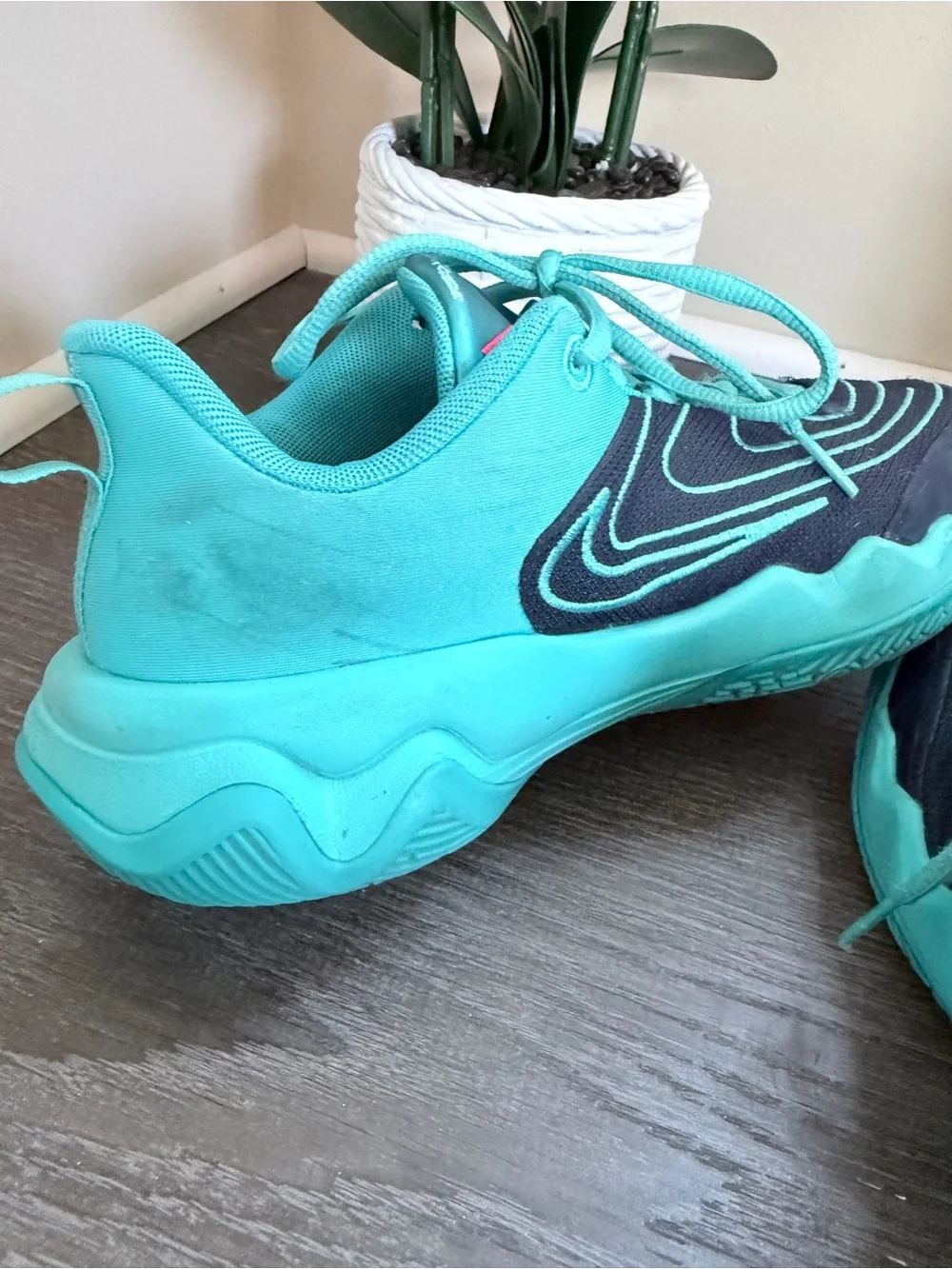 Nike Kids Teal and Navy Sneakers with Pink Swoosh